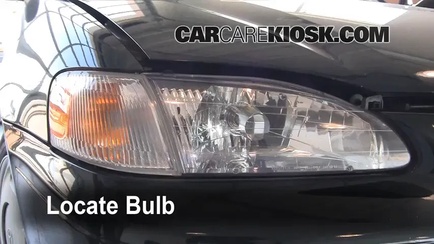 1999 Toyota Corolla CE 1.8L 4 Cyl. Lights Turn Signal - Front (replace bulb)